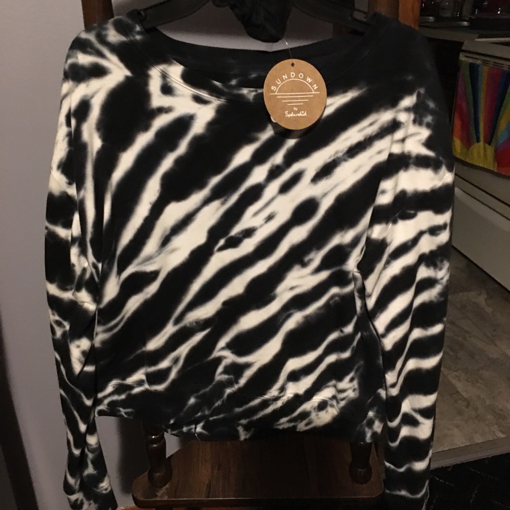 NWT Sundown by Splendid Zebra striped cropped sweatshirt - Junior’s size Large